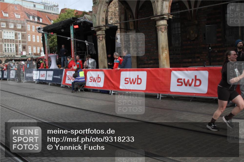 05.10.2025 - 20. swb-Marathon Bremen Yannick Fuchs http://msf.ph/oto/9318233 05.10.2025 11:18:11 Ziel 11082 meine-sportfotos.de