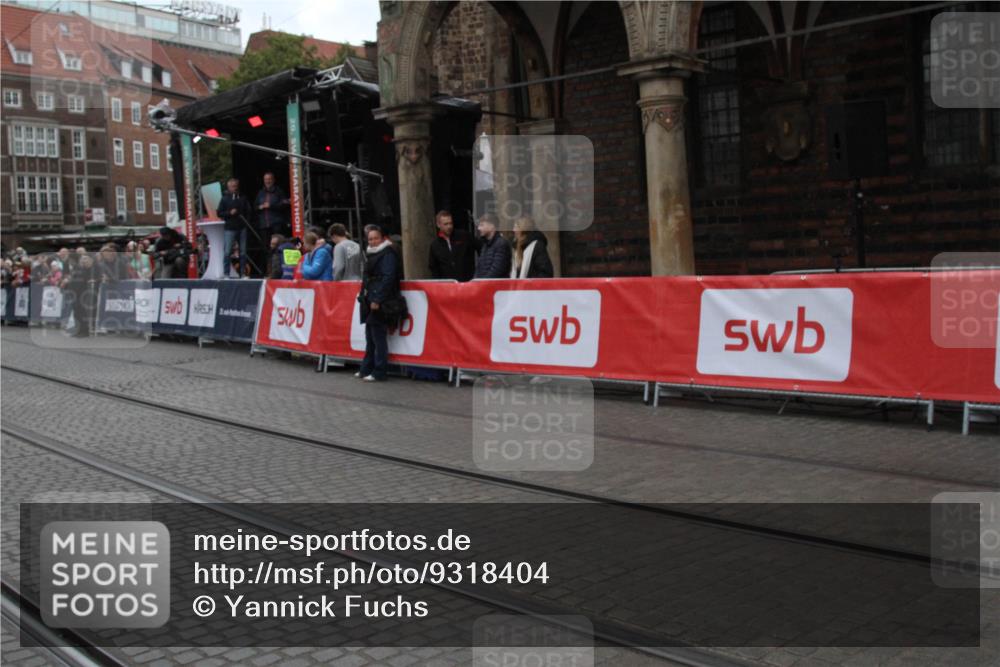 05.10.2025 - 20. swb-Marathon Bremen Yannick Fuchs http://msf.ph/oto/9318404 05.10.2025 11:23:43 Ziel  meine-sportfotos.de