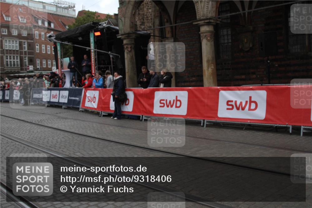 05.10.2025 - 20. swb-Marathon Bremen Yannick Fuchs http://msf.ph/oto/9318406 05.10.2025 11:23:46 Ziel  meine-sportfotos.de