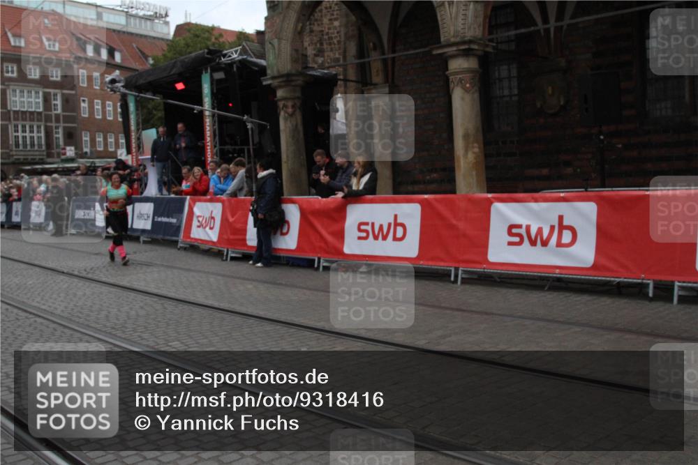 05.10.2025 - 20. swb-Marathon Bremen Yannick Fuchs http://msf.ph/oto/9318416 05.10.2025 11:23:59 Ziel 10774 meine-sportfotos.de