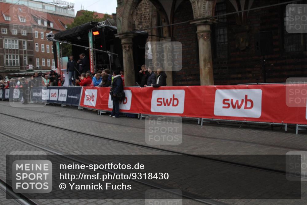 05.10.2025 - 20. swb-Marathon Bremen Yannick Fuchs http://msf.ph/oto/9318430 05.10.2025 11:24:16 Ziel  meine-sportfotos.de