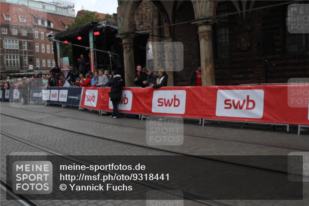 05.10.2025 - 20. swb-Marathon Bremen Yannick Fuchs http://msf.ph/oto/9318441 05.10.2025 11:24:27 Ziel 11190 meine-sportfotos.de