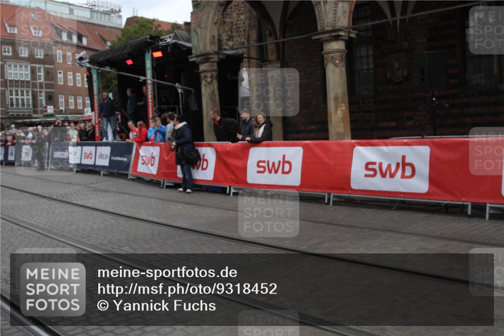 05.10.2025 - 20. swb-Marathon Bremen Yannick Fuchs http://msf.ph/oto/9318452 05.10.2025 11:24:40 Ziel  meine-sportfotos.de