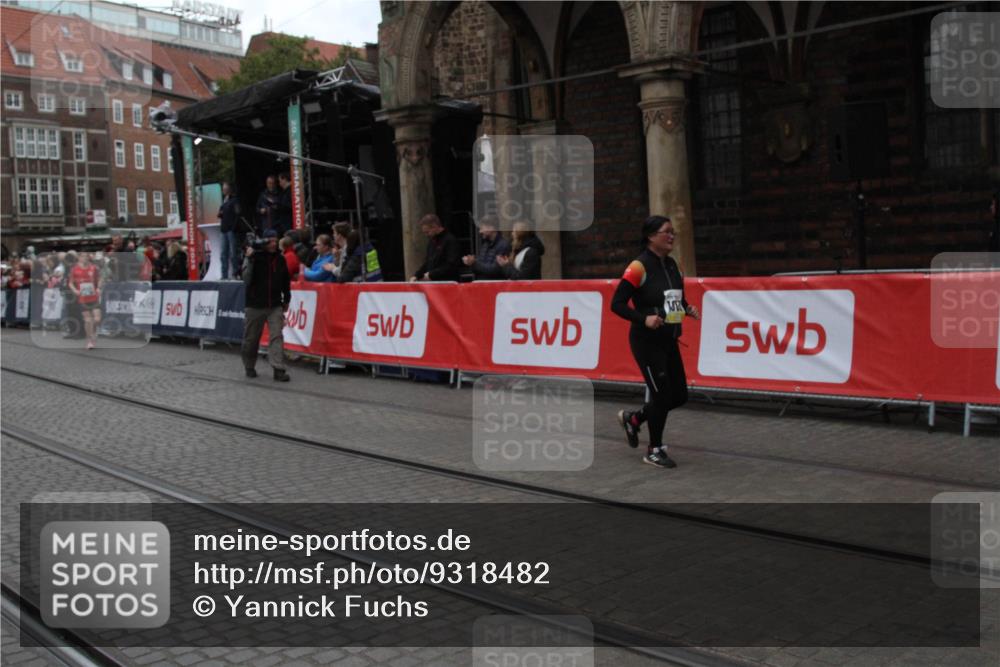 05.10.2025 - 20. swb-Marathon Bremen Yannick Fuchs http://msf.ph/oto/9318482 05.10.2025 11:25:07 Ziel 10133 meine-sportfotos.de