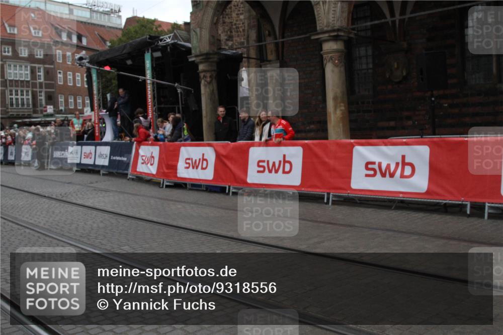 05.10.2025 - 20. swb-Marathon Bremen Yannick Fuchs http://msf.ph/oto/9318556 05.10.2025 11:25:58 Ziel  meine-sportfotos.de