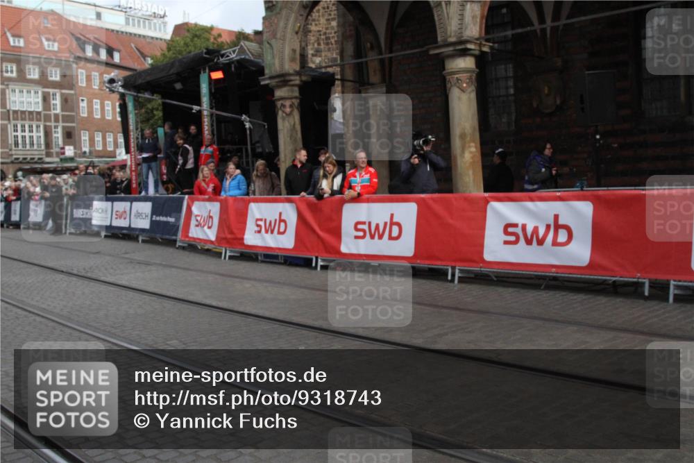 05.10.2025 - 20. swb-Marathon Bremen Yannick Fuchs http://msf.ph/oto/9318743 05.10.2025 11:28:45 Ziel  meine-sportfotos.de