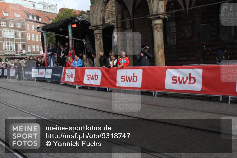 05.10.2025 - 20. swb-Marathon Bremen Yannick Fuchs http://msf.ph/oto/9318747 05.10.2025 11:28:46 Ziel  meine-sportfotos.de
