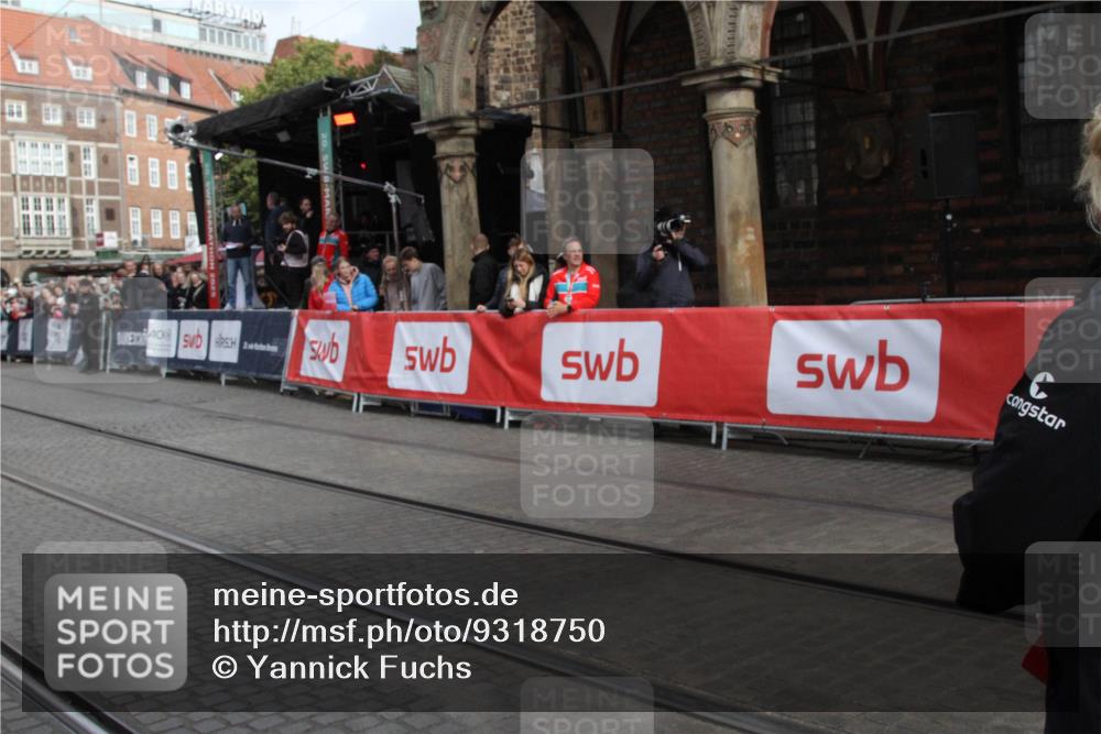 05.10.2025 - 20. swb-Marathon Bremen Yannick Fuchs http://msf.ph/oto/9318750 05.10.2025 11:28:47 Ziel  meine-sportfotos.de