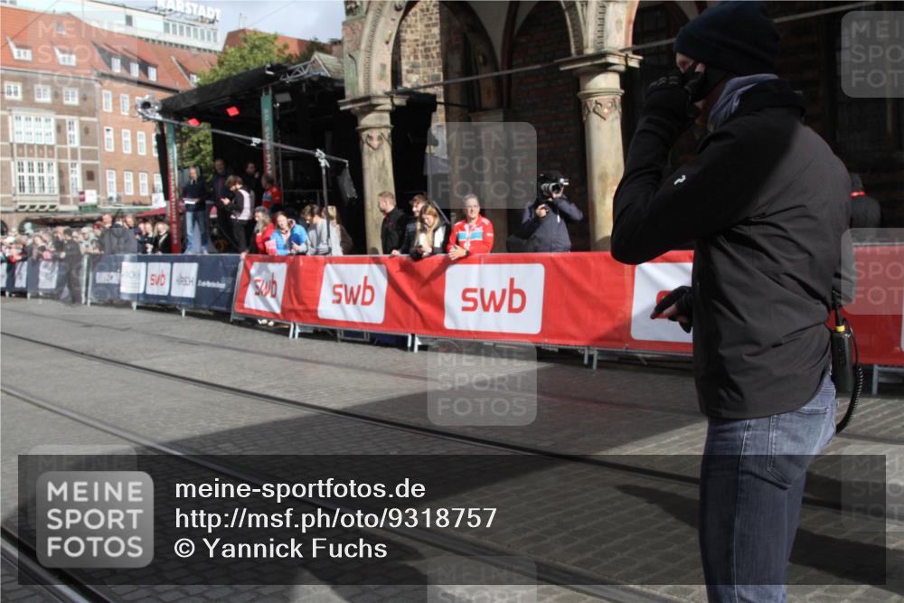 05.10.2025 - 20. swb-Marathon Bremen Yannick Fuchs http://msf.ph/oto/9318757 05.10.2025 11:28:50 Ziel  meine-sportfotos.de