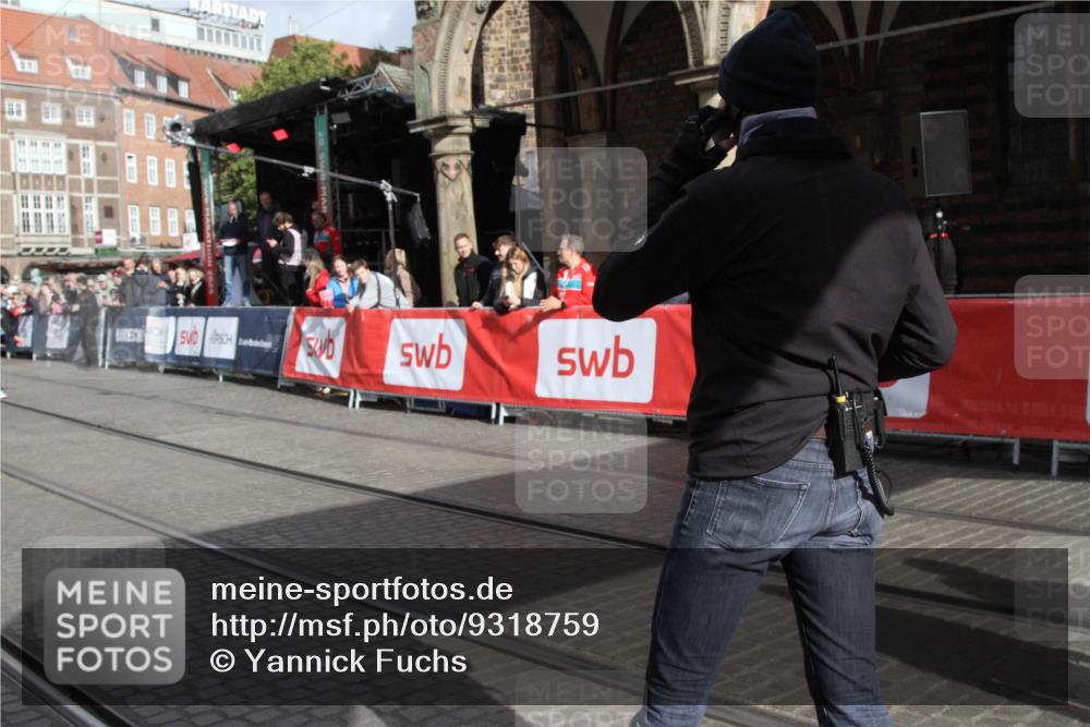 05.10.2025 - 20. swb-Marathon Bremen Yannick Fuchs http://msf.ph/oto/9318759 05.10.2025 11:28:51 Ziel  meine-sportfotos.de