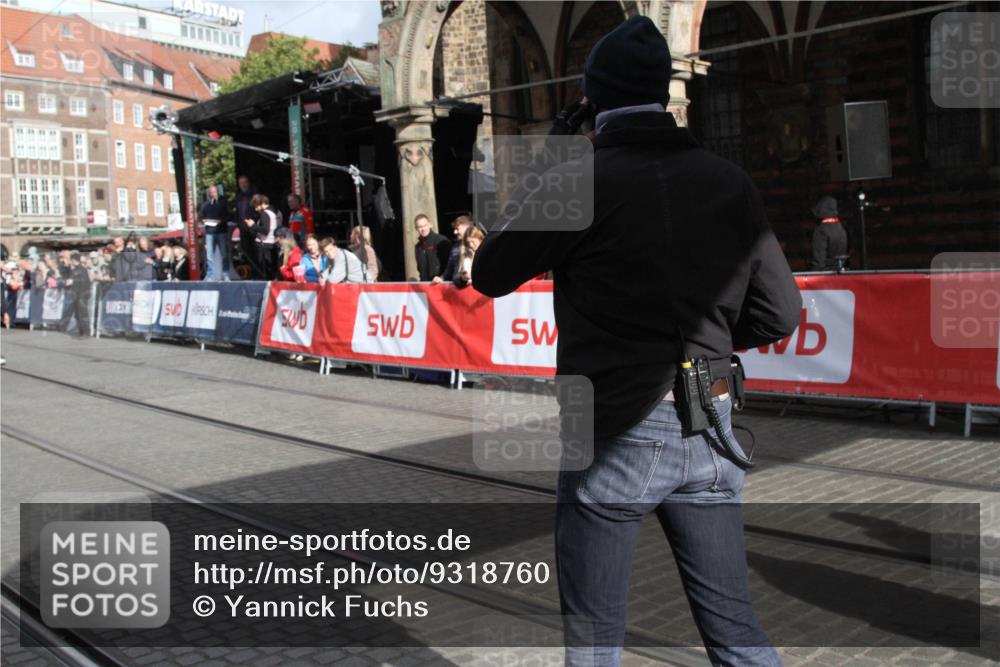 05.10.2025 - 20. swb-Marathon Bremen Yannick Fuchs http://msf.ph/oto/9318760 05.10.2025 11:28:52 Ziel  meine-sportfotos.de