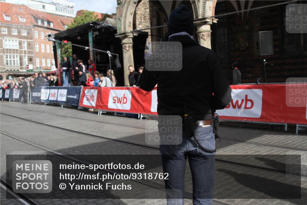 05.10.2025 - 20. swb-Marathon Bremen Yannick Fuchs http://msf.ph/oto/9318762 05.10.2025 11:28:52 Ziel  meine-sportfotos.de