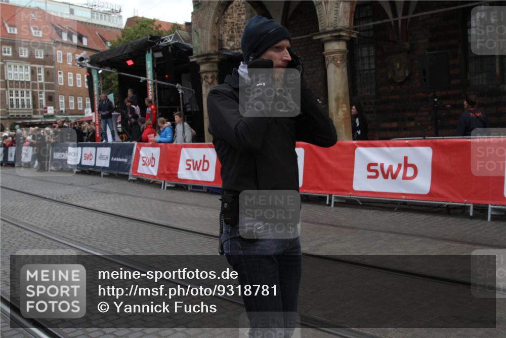 05.10.2025 - 20. swb-Marathon Bremen Yannick Fuchs http://msf.ph/oto/9318781 05.10.2025 11:29:02 Ziel  meine-sportfotos.de