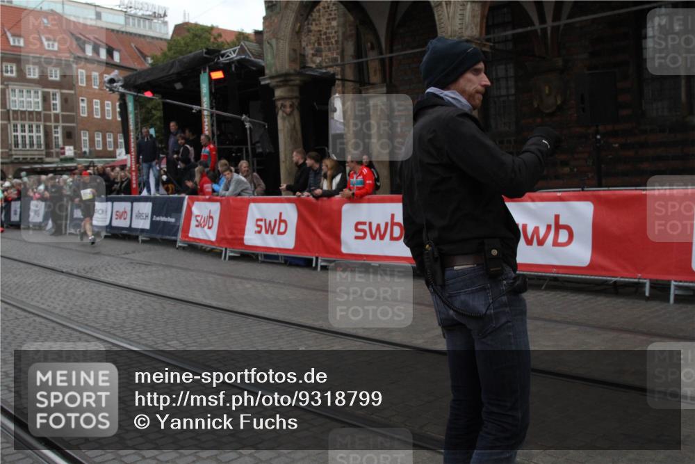 05.10.2025 - 20. swb-Marathon Bremen Yannick Fuchs http://msf.ph/oto/9318799 05.10.2025 11:29:09 Ziel 7174 meine-sportfotos.de