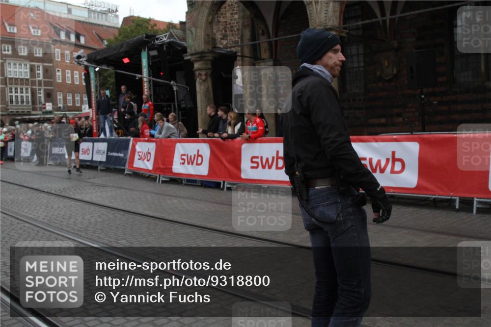 05.10.2025 - 20. swb-Marathon Bremen Yannick Fuchs http://msf.ph/oto/9318800 05.10.2025 11:29:09 Ziel 7174 meine-sportfotos.de