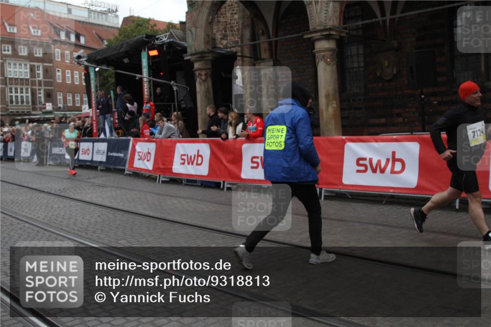 05.10.2025 - 20. swb-Marathon Bremen Yannick Fuchs http://msf.ph/oto/9318813 05.10.2025 11:29:14 Ziel 7174 meine-sportfotos.de