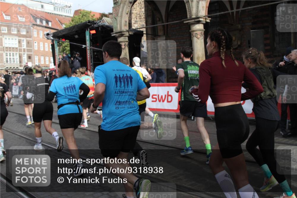 05.10.2025 - 20. swb-Marathon Bremen Yannick Fuchs http://msf.ph/oto/9318938 05.10.2025 11:32:56 Ziel  meine-sportfotos.de