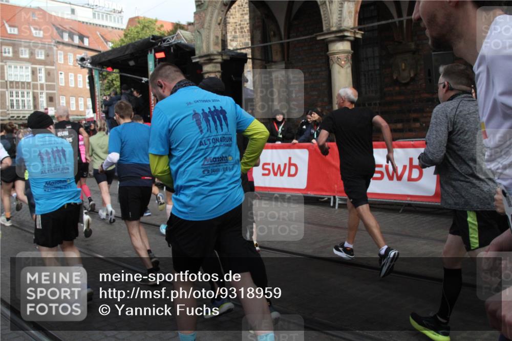 05.10.2025 - 20. swb-Marathon Bremen Yannick Fuchs http://msf.ph/oto/9318959 05.10.2025 11:33:05 Ziel  meine-sportfotos.de