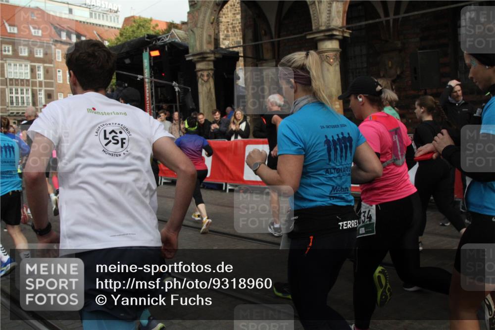 05.10.2025 - 20. swb-Marathon Bremen Yannick Fuchs http://msf.ph/oto/9318960 05.10.2025 11:33:05 Ziel  meine-sportfotos.de