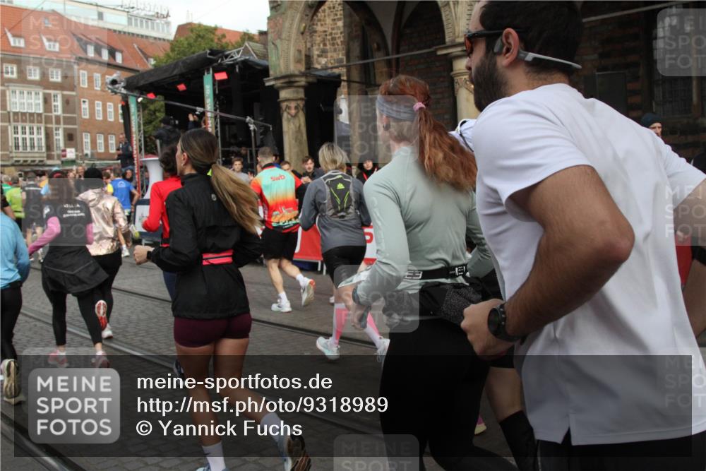 05.10.2025 - 20. swb-Marathon Bremen Yannick Fuchs http://msf.ph/oto/9318989 05.10.2025 11:33:17 Ziel  meine-sportfotos.de