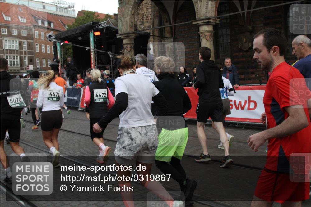 05.10.2025 - 20. swb-Marathon Bremen Yannick Fuchs http://msf.ph/oto/9319867 05.10.2025 11:39:14 Ziel  meine-sportfotos.de
