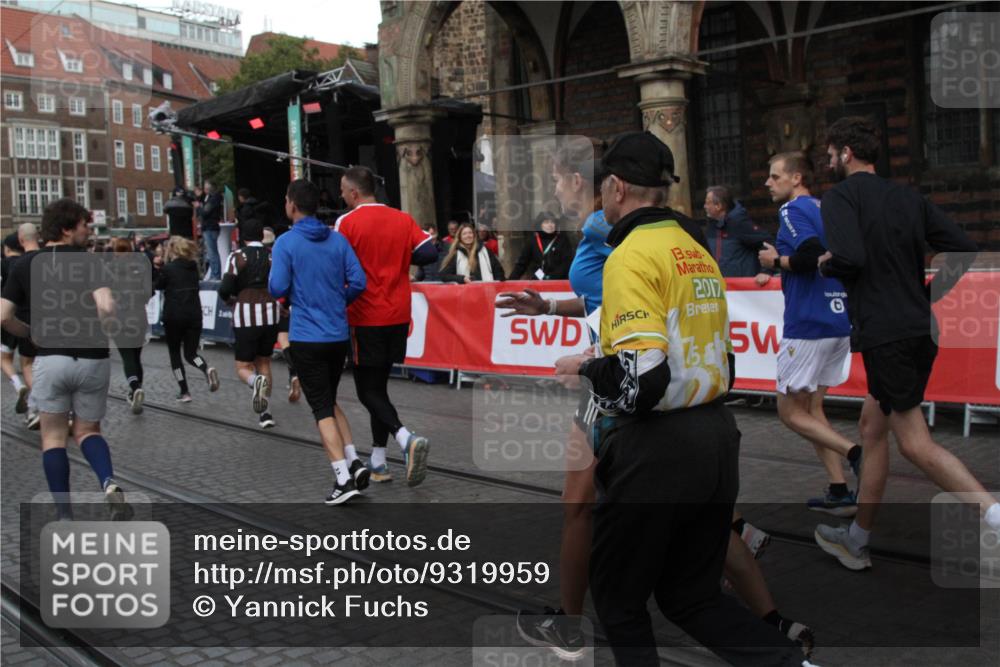 05.10.2025 - 20. swb-Marathon Bremen Yannick Fuchs http://msf.ph/oto/9319959 05.10.2025 11:39:47 Ziel  meine-sportfotos.de