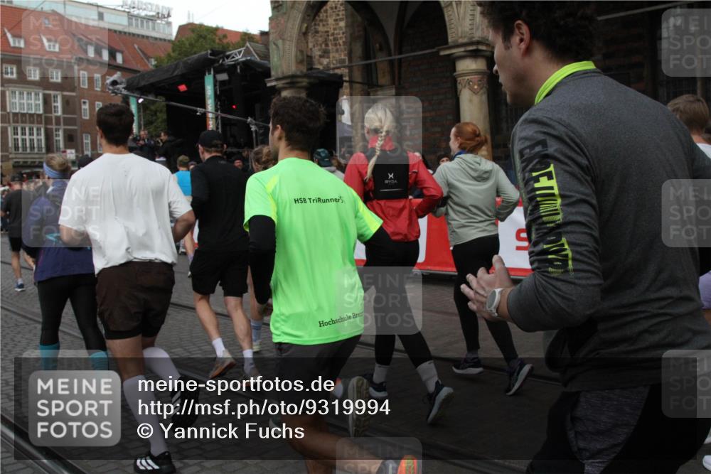 05.10.2025 - 20. swb-Marathon Bremen Yannick Fuchs http://msf.ph/oto/9319994 05.10.2025 11:40:00 Ziel  meine-sportfotos.de