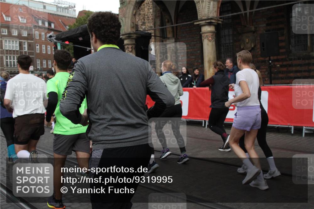 05.10.2025 - 20. swb-Marathon Bremen Yannick Fuchs http://msf.ph/oto/9319995 05.10.2025 11:40:00 Ziel  meine-sportfotos.de