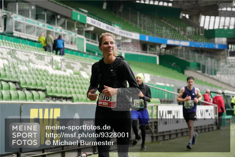 05.10.2025 - 20. swb-Marathon Bremen Michael Burmester http://msf.ph/oto/9328001 05.10.2025 12:56:46 Laufen im Stadion 31, 299, 325, 479, 591, 830, 901, 989, 1161, 1380, 1595, 1627, 1679, 1977, 2134, 2149, 2263, 2269, 2436, 2438, 2571, 2634, 3392, 3471, 3606, 3980, 4052, 4101, 4484, 4485, 5104, 5246, 5255, 5419, 5469, 6070, 6176, 6250, 6375, 6451, 6493, 6510, 6689, 6864, 6926, 7000, 7017, 7086, 7283, 7292, 7320, 7390, 7431, 7490, 7546, 7578, 7783, 7920, 8479, 8564, 9054, 9129, 325, 984, 1774, 1825, 1931, 2490, 2942, 3161, 3749, 4052, 4149, 4288, 4432, 5370, 5490, 5615, 6441, 6515, 8144 meine-sportfotos.de
