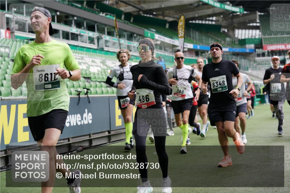 05.10.2025 - 20. swb-Marathon Bremen Michael Burmester http://msf.ph/oto/9328730 05.10.2025 12:53:48 Laufen im Stadion 89, 248, 250, 368, 458, 496, 507, 869, 950, 1009, 1020, 1164, 1165, 1428, 1460, 1489, 1538, 1608, 1656, 1667, 1690, 1729, 1736, 1868, 1873, 1943, 2030, 2050, 2250, 2288, 2871, 3363, 3553, 3913, 4294, 4611, 4729, 5024, 5425, 5571, 5576, 5579, 5944, 6244, 6348, 6359, 6492, 6806, 7255, 7408, 7617, 7835, 7905, 8238, 8499, 8511, 8611, 8709, 832, 1367, 1600, 1667, 2072, 2075, 4132, 4218, 4573, 4729, 4746, 5169, 5579, 5866, 8431, 8462 meine-sportfotos.de