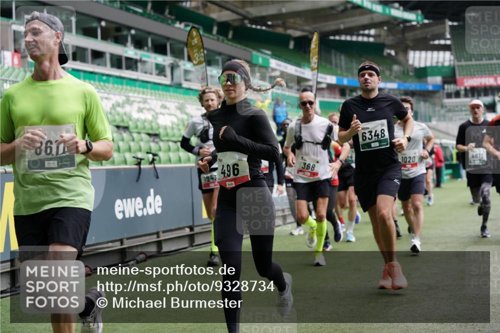 05.10.2025 - 20. swb-Marathon Bremen Michael Burmester http://msf.ph/oto/9328734 05.10.2025 12:53:49 Laufen im Stadion 89, 248, 250, 368, 458, 496, 507, 869, 950, 1009, 1020, 1164, 1165, 1428, 1460, 1489, 1538, 1608, 1656, 1690, 1729, 1736, 1868, 1873, 1943, 2030, 2050, 2250, 2288, 2871, 3363, 3553, 3913, 4294, 4611, 5024, 5425, 5571, 5576, 5944, 6244, 6348, 6359, 6492, 6806, 7255, 7408, 7617, 7835, 7905, 8238, 8499, 8511, 8611, 8709, 832, 1367, 1600, 1667, 2072, 2075, 4132, 4218, 4573, 4729, 4746, 5169, 5579, 5866, 6492, 8431, 8462 meine-sportfotos.de