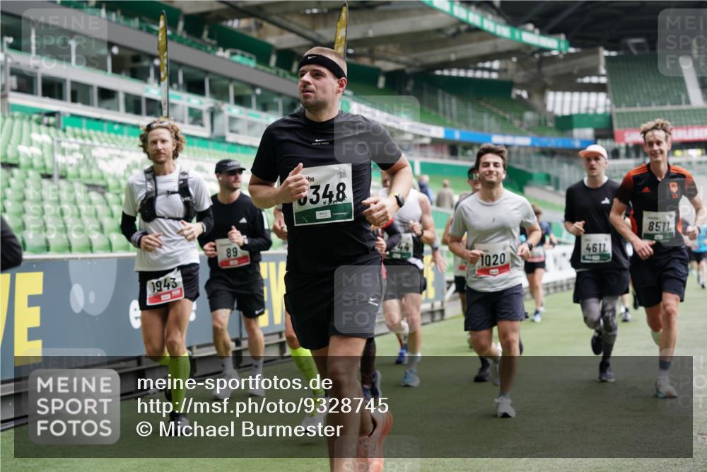 05.10.2025 - 20. swb-Marathon Bremen Michael Burmester http://msf.ph/oto/9328745 05.10.2025 12:53:49 Laufen im Stadion 89, 248, 250, 368, 458, 496, 507, 869, 950, 1009, 1020, 1164, 1165, 1428, 1460, 1489, 1538, 1608, 1656, 1690, 1729, 1736, 1868, 1873, 1943, 2030, 2050, 2250, 2288, 2871, 3363, 3553, 3913, 4294, 4611, 5024, 5425, 5571, 5576, 5944, 6244, 6348, 6359, 6492, 6806, 7255, 7408, 7617, 7835, 7905, 8238, 8499, 8511, 8611, 8709, 832, 1367, 1600, 1667, 2072, 2075, 4132, 4218, 4573, 4729, 4746, 5169, 5579, 5866, 6492, 8431, 8462 meine-sportfotos.de