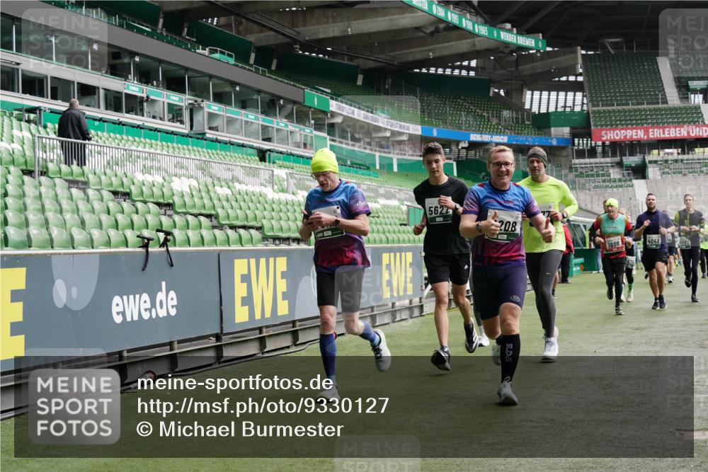 05.10.2025 - 20. swb-Marathon Bremen Michael Burmester http://msf.ph/oto/9330127 05.10.2025 13:00:05 Laufen im Stadion 47, 99, 226, 271, 283, 491, 627, 694, 860, 954, 978, 1525, 1548, 1606, 1806, 2518, 2609, 2745, 2782, 2866, 2915, 2945, 3040, 3086, 3087, 3104, 3160, 3169, 3177, 3230, 3237, 3549, 3592, 3783, 3888, 4046, 4181, 4202, 4220, 4380, 4536, 4592, 4661, 4824, 4879, 5493, 5510, 5627, 6126, 6208, 6389, 6439, 6536, 6636, 6674, 6762, 6881, 7295, 7307, 7398, 7421, 7467, 7537, 7598, 7679, 7906, 7929, 8258, 8372, 8699, 8981, 9072, 27, 807, 1043, 1516, 1598, 1843 meine-sportfotos.de