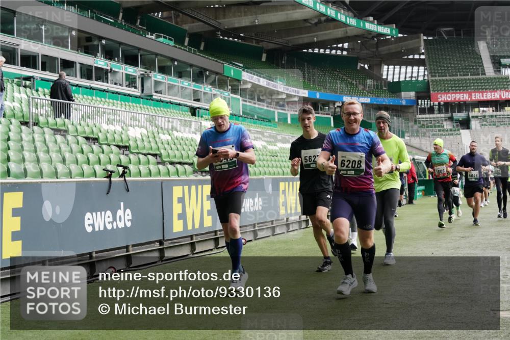 05.10.2025 - 20. swb-Marathon Bremen Michael Burmester http://msf.ph/oto/9330136 05.10.2025 13:00:06 Laufen im Stadion 47, 99, 226, 271, 283, 491, 498, 627, 694, 860, 954, 978, 1525, 1548, 1606, 1806, 2518, 2609, 2745, 2782, 2866, 2915, 2945, 3040, 3086, 3087, 3104, 3160, 3169, 3177, 3230, 3237, 3549, 3592, 3783, 4034, 4035, 4046, 4181, 4202, 4220, 4380, 4536, 4592, 4661, 4824, 4879, 5493, 5627, 6126, 6208, 6389, 6439, 6536, 6636, 6674, 6762, 6881, 7295, 7307, 7398, 7421, 7467, 7537, 7598, 7679, 7906, 8258, 8372, 8699, 8981, 9072, 27, 807, 1043, 1516, 1598, 1843 meine-sportfotos.de