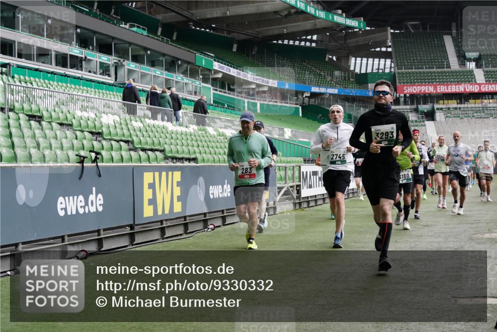 05.10.2025 - 20. swb-Marathon Bremen Michael Burmester http://msf.ph/oto/9330332 05.10.2025 13:00:21 Laufen im Stadion 47, 52, 271, 283, 491, 498, 575, 627, 694, 860, 954, 978, 1017, 1116, 1182, 1471, 1525, 1548, 1606, 1806, 2007, 2504, 2518, 2609, 2745, 2782, 2822, 2866, 2915, 3040, 3104, 3160, 3169, 3177, 3230, 3237, 3293, 3549, 3592, 3605, 3783, 4034, 4035, 4046, 4181, 4202, 4220, 4502, 4592, 4661, 4824, 4879, 5272, 5610, 5627, 5663, 6027, 6057, 6126, 6208, 6389, 6439, 6440, 6523, 6536, 6636, 6674, 6704, 6762, 6881, 7295, 7307, 7537, 7598, 7679, 8258, 8699, 27, 807, 1043 meine-sportfotos.de