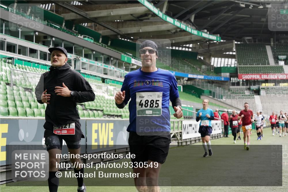 05.10.2025 - 20. swb-Marathon Bremen Michael Burmester http://msf.ph/oto/9330549 05.10.2025 13:02:38 Laufen im Stadion 97, 293, 518, 616, 721, 729, 772, 828, 843, 921, 1030, 1121, 1256, 1348, 1405, 1452, 1704, 1733, 1744, 1856, 1899, 1924, 1944, 2143, 2272, 2306, 2357, 2393, 2772, 2774, 2910, 2912, 3206, 3217, 3424, 3525, 3526, 3861, 3917, 3926, 3930, 4017, 4018, 4129, 4321, 4322, 4444, 4464, 4477, 4481, 4564, 4688, 4714, 4817, 4847, 4885, 4985, 5652, 5755, 5884, 5893, 6157, 6325, 6328, 6382, 7217, 7407, 7433, 7659, 8526, 8957, 428, 493, 772, 1030, 1361, 1759, 1933, 2245, 2555, 2796, 2910 meine-sportfotos.de