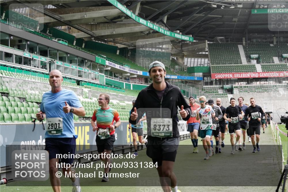05.10.2025 - 20. swb-Marathon Bremen Michael Burmester http://msf.ph/oto/9331384 05.10.2025 13:04:44 Laufen im Stadion 100, 199, 360, 406, 421, 470, 490, 607, 712, 858, 1012, 1061, 1080, 1084, 1132, 1404, 1468, 1478, 1746, 1765, 1834, 1852, 1914, 1997, 2009, 2086, 2333, 2399, 2536, 2584, 2617, 2664, 2802, 2901, 2989, 3008, 3216, 3346, 3413, 3433, 3445, 3483, 3561, 3658, 3901, 4001, 4005, 4187, 4241, 4243, 4244, 4335, 4501, 4524, 4627, 4634, 4637, 4638, 4671, 4757, 4803, 4838, 4840, 4858, 4928, 5082, 5212, 5247, 5286, 5295, 5343, 5446, 5464, 5614, 5832, 5969, 6287 meine-sportfotos.de