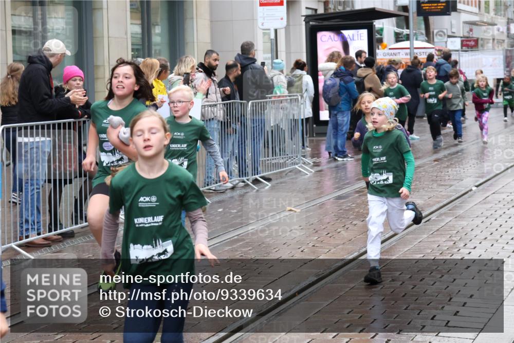 05.10.2025 - 20. swb-Marathon Bremen Strokosch-Dieckow http://msf.ph/oto/9339634 05.10.2025 15:20:26 Ziel  meine-sportfotos.de