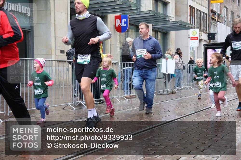 05.10.2025 - 20. swb-Marathon Bremen Strokosch-Dieckow http://msf.ph/oto/9339933 05.10.2025 15:22:28 Ziel 1544 meine-sportfotos.de
