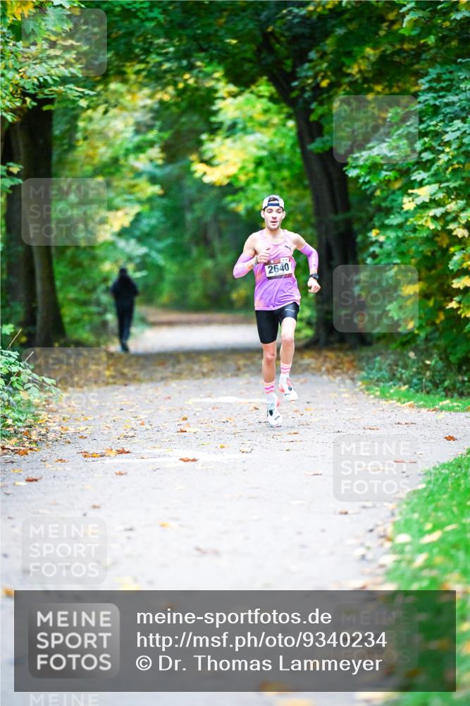 12.10.2025 - Bramfelder Halbmarathon 2025 Dr. Thomas Lammeyer http://msf.ph/oto/9340234 12.10.2025 09:44:40 Laufen 2640 meine-sportfotos.de