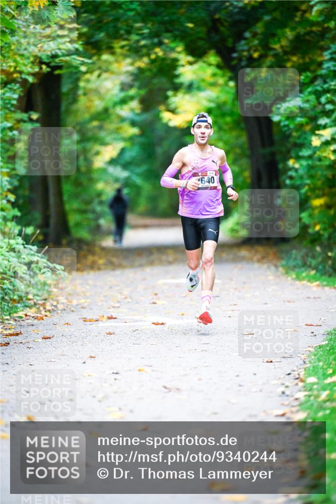 12.10.2025 - Bramfelder Halbmarathon 2025 Dr. Thomas Lammeyer http://msf.ph/oto/9340244 12.10.2025 09:44:41 Laufen 640 meine-sportfotos.de