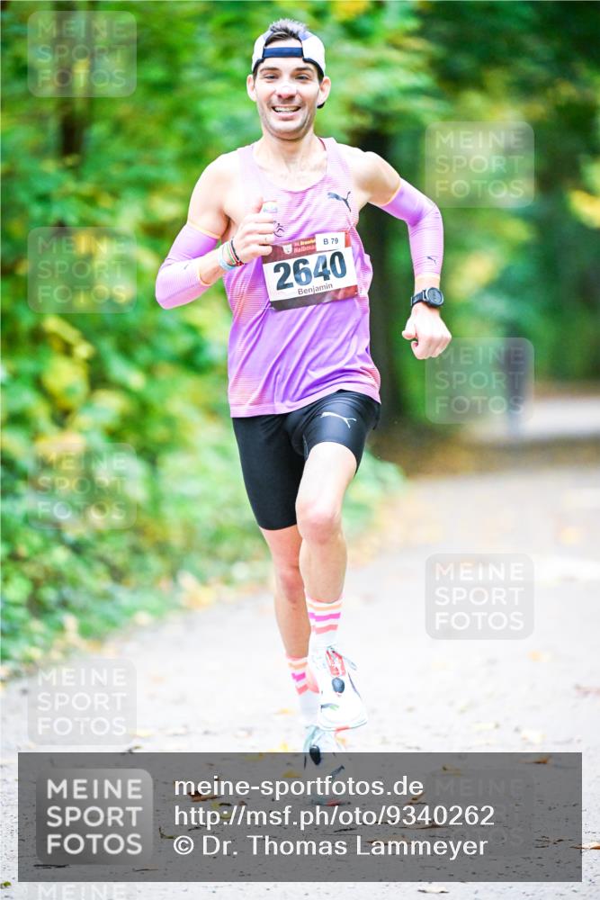 12.10.2025 - Bramfelder Halbmarathon 2025 Dr. Thomas Lammeyer http://msf.ph/oto/9340262 12.10.2025 09:44:44 Laufen 79, 2640 meine-sportfotos.de