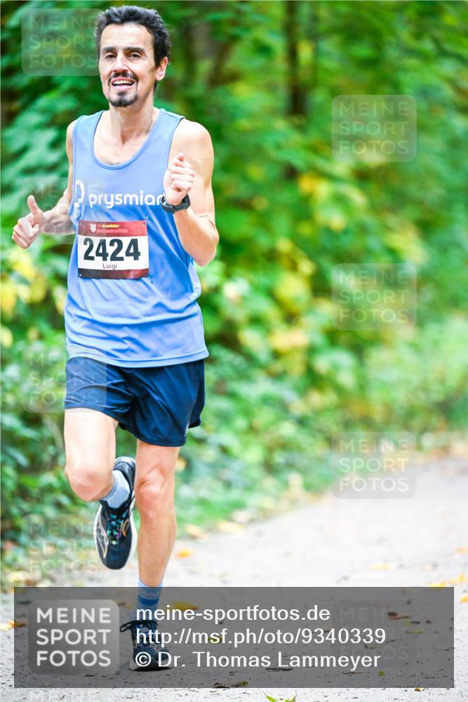 12.10.2025 - Bramfelder Halbmarathon 2025 Dr. Thomas Lammeyer http://msf.ph/oto/9340339 12.10.2025 09:46:01 Laufen 34, 2424 meine-sportfotos.de