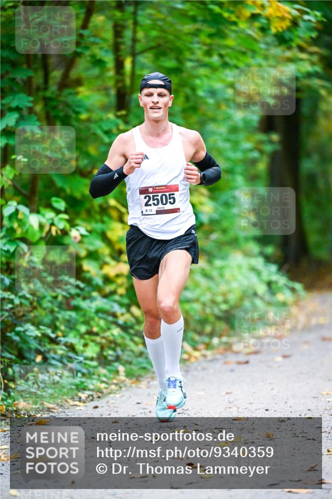 12.10.2025 - Bramfelder Halbmarathon 2025 Dr. Thomas Lammeyer http://msf.ph/oto/9340359 12.10.2025 09:46:07 Laufen 2505, 12 meine-sportfotos.de