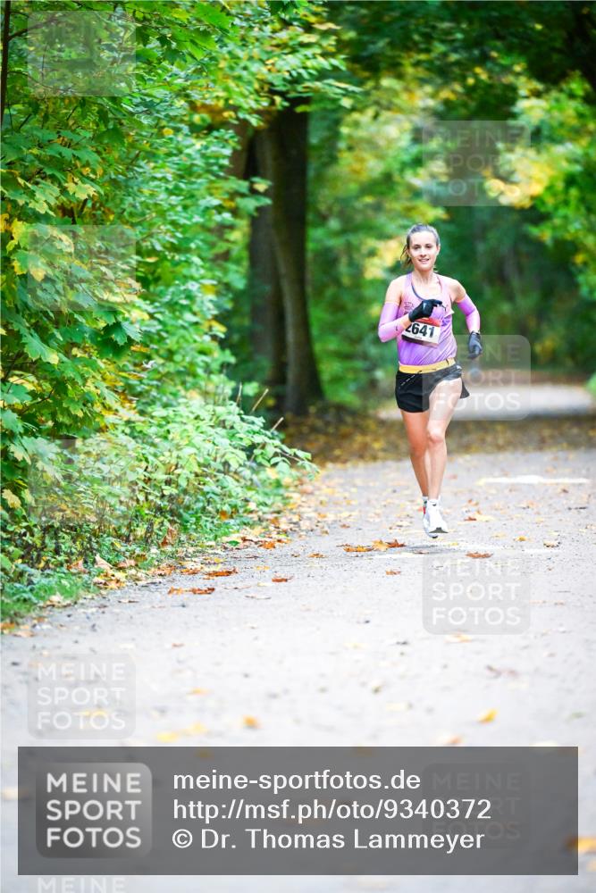 12.10.2025 - Bramfelder Halbmarathon 2025 Dr. Thomas Lammeyer http://msf.ph/oto/9340372 12.10.2025 09:46:25 Laufen 2641 meine-sportfotos.de