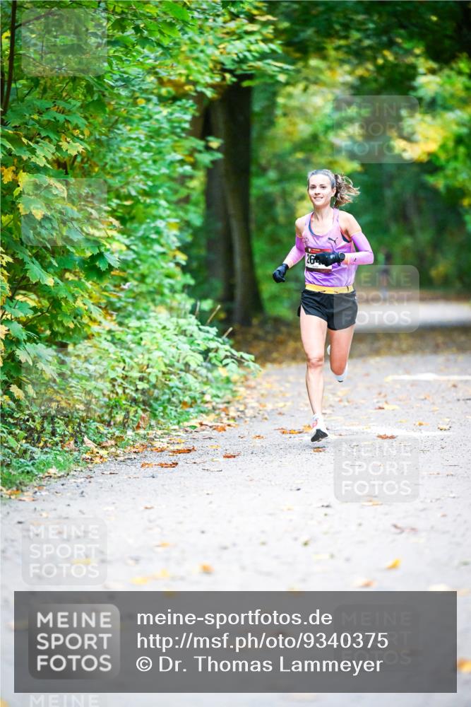 12.10.2025 - Bramfelder Halbmarathon 2025 Dr. Thomas Lammeyer http://msf.ph/oto/9340375 12.10.2025 09:46:26 Laufen 26 meine-sportfotos.de