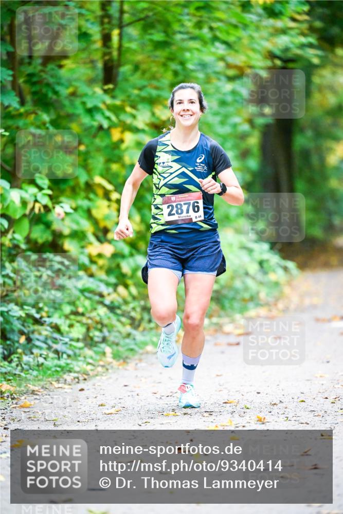 12.10.2025 - Bramfelder Halbmarathon 2025 Dr. Thomas Lammeyer http://msf.ph/oto/9340414 12.10.2025 09:46:52 Laufen 2876, 44 meine-sportfotos.de