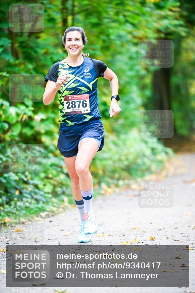 12.10.2025 - Bramfelder Halbmarathon 2025 Dr. Thomas Lammeyer http://msf.ph/oto/9340417 12.10.2025 09:46:53 Laufen 2876, 44 meine-sportfotos.de