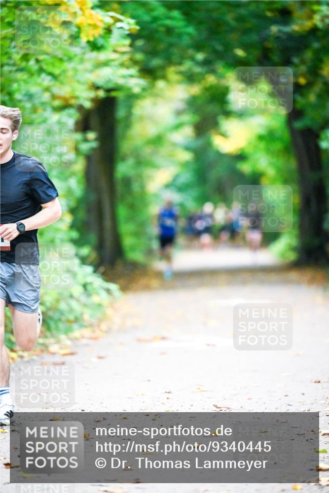 12.10.2025 - Bramfelder Halbmarathon 2025 Dr. Thomas Lammeyer http://msf.ph/oto/9340445 12.10.2025 09:47:31 Laufen  meine-sportfotos.de