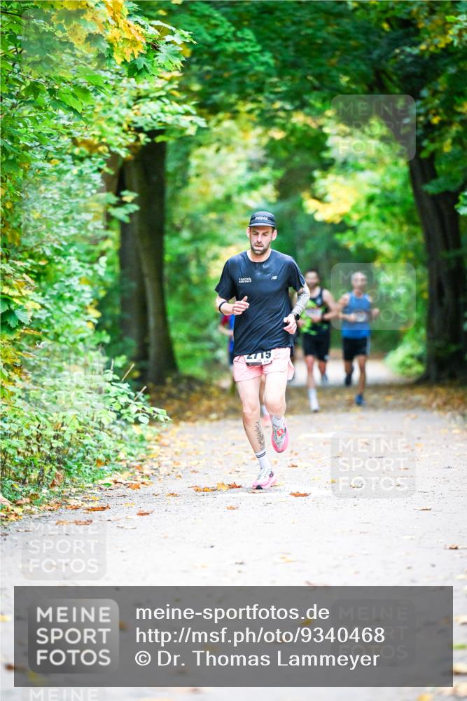 12.10.2025 - Bramfelder Halbmarathon 2025 Dr. Thomas Lammeyer http://msf.ph/oto/9340468 12.10.2025 09:47:45 Laufen  meine-sportfotos.de